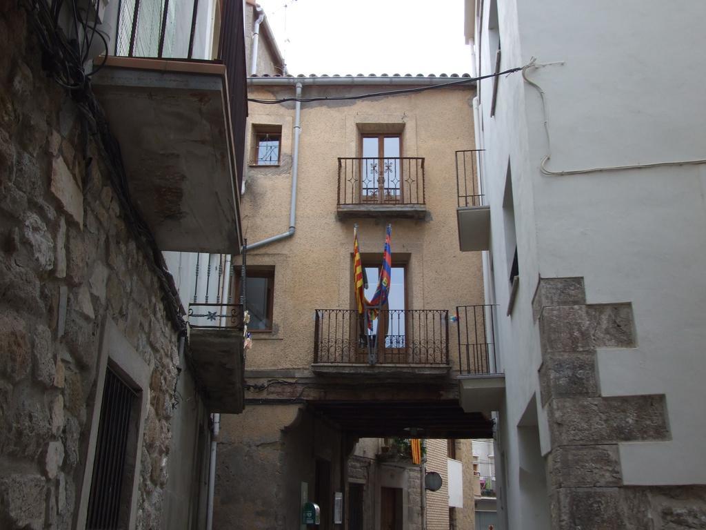 Apartments Cal Benet Camarasa Bagian luar foto
